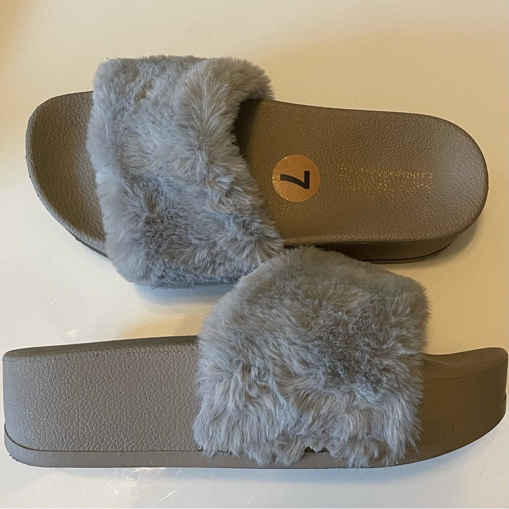 FLUFFY PLATFORM SLIDE SANDALS Y2K